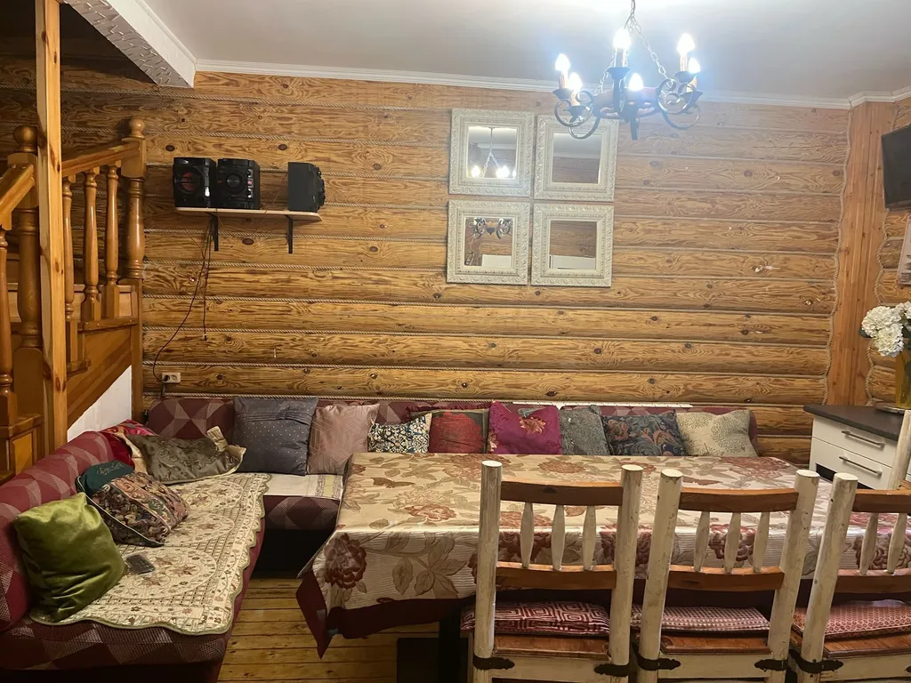 Комфортный коттедж в центре