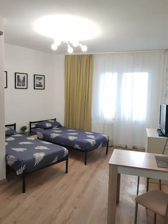 Стильная студия с балконом