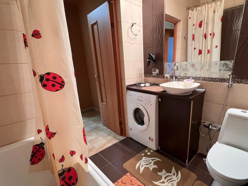 Дом между морем и озером