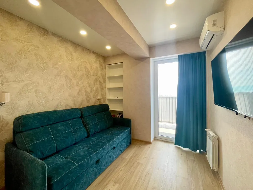 Двухкомнатная квартира с видом на море