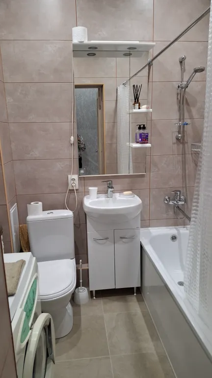 Квартира 2-х комнатная квартира со свежим ремонтом в центре города — Севастополь