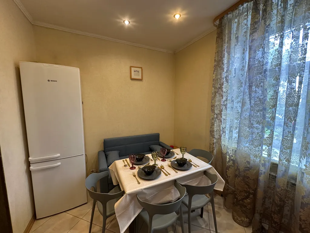 Большая квартира с парковочным местом на волжской набережной