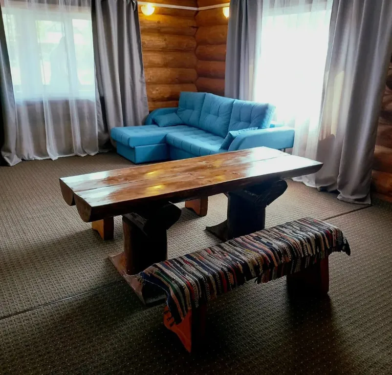 Коттедж Дом из круглого дерева возле горы — аренда посуточно в Байкальск