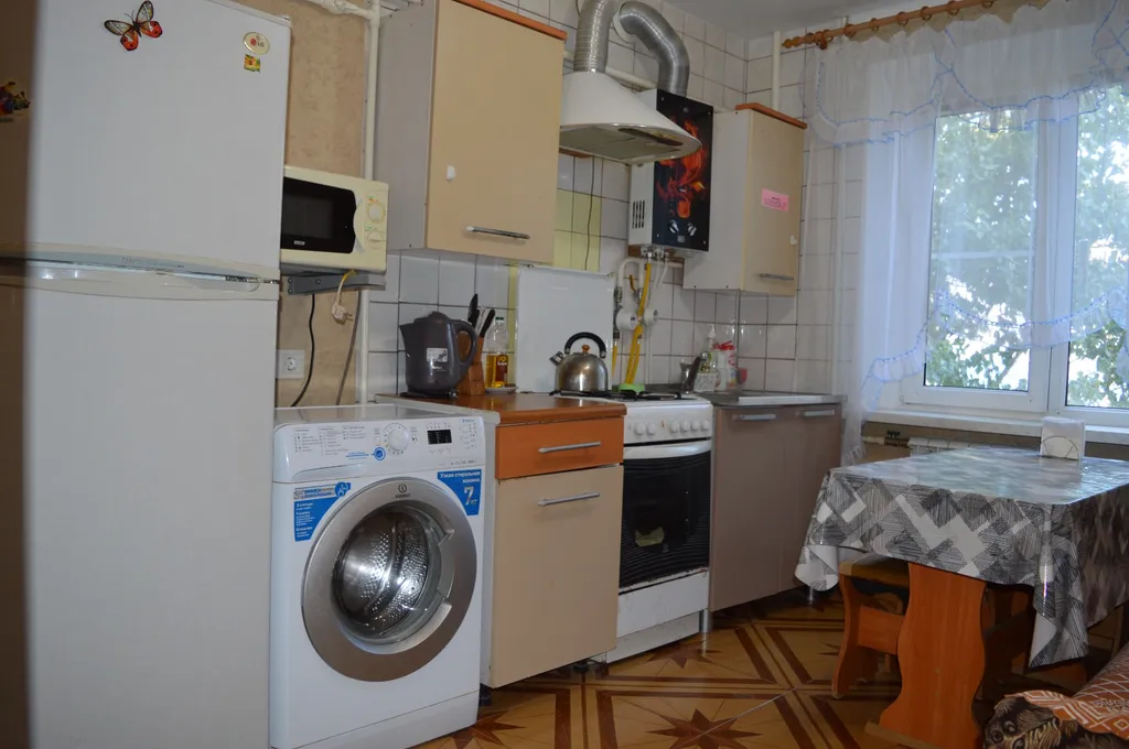 Море через дорогу
