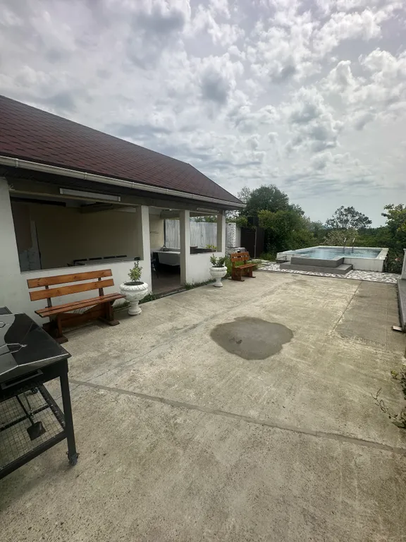 Дом с баней и бассейном!!!