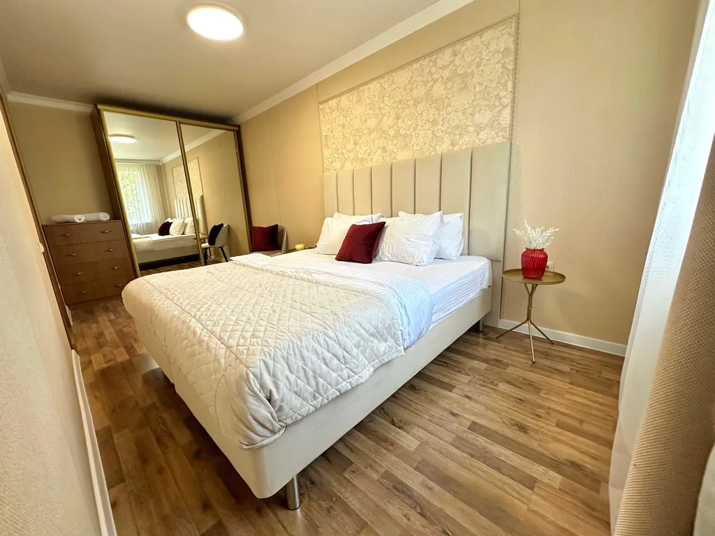 Двухкомнатная квартира — аренда посуточно в Владикавказ