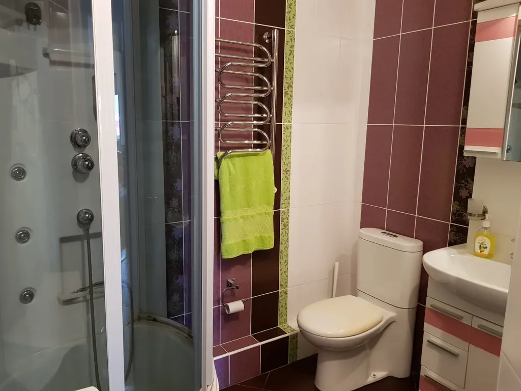 Просторная видовая квартира с кондиционером в 5 минутах от моря