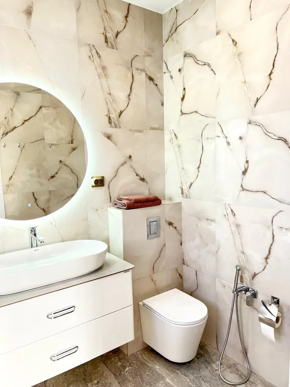 Коттедж с бассейном