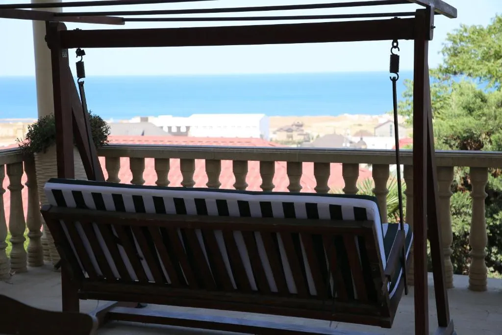 Aymesa вилла с видом на Каспийское море