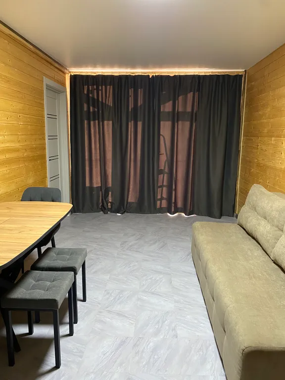 Гостевой комплекс Голден Хаус на первой береговой линии