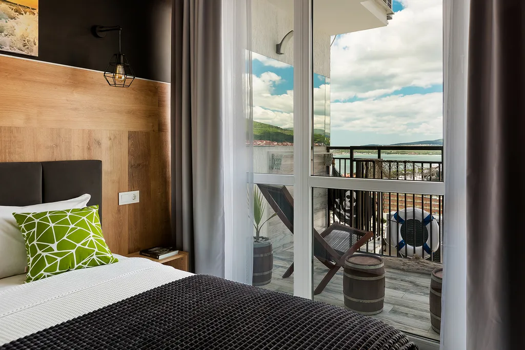 Апартаменты top gelendzhik видовой royal suite 2+2 гостя