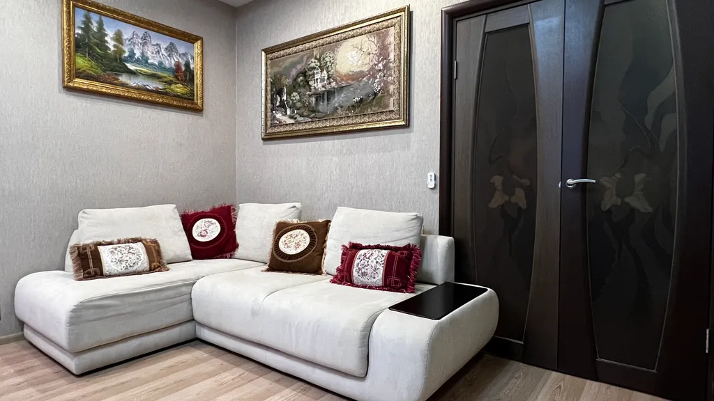 Отличная 2-я квартира в центре