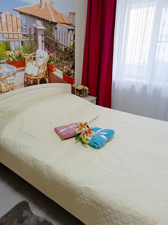 Светлая уютная квартира в центре города