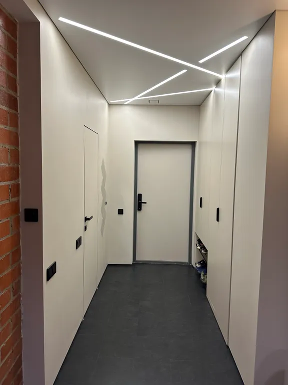 Студия в центре с видом на колесо обозрения