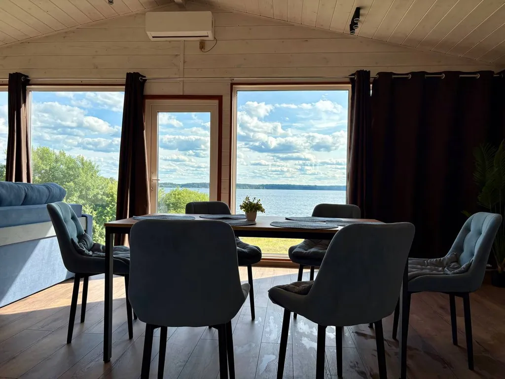 Коттедж Коттедж с видом на озеро Волго — Ланино