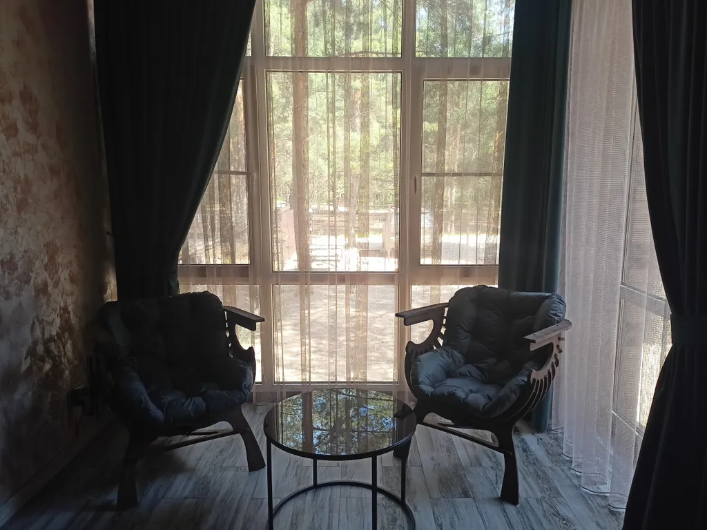 Апартамент в лесу