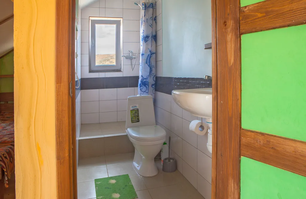 Мансарда с балконом, вид на Карадаг