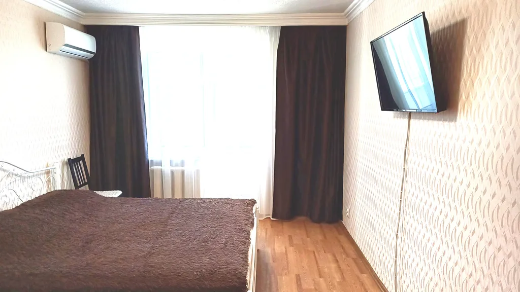 Тёплое место в центре с красивым видом на город