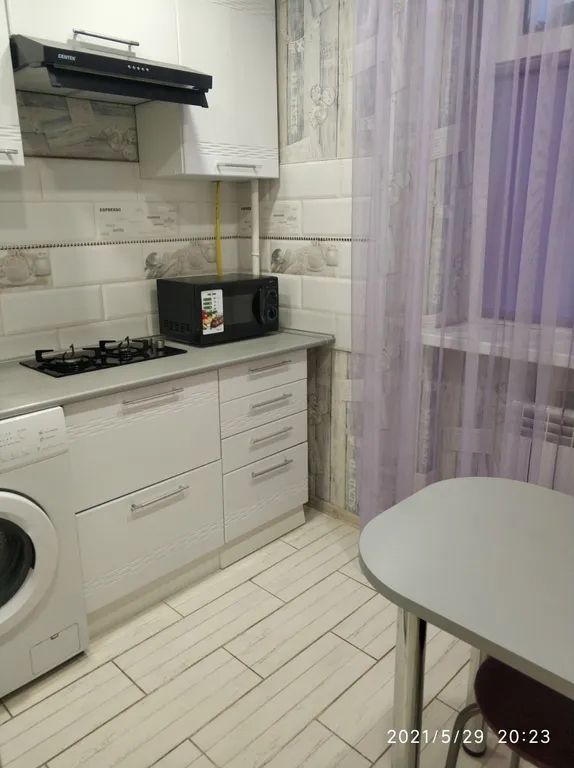 Комфортная двухкомнатная квартира в центре Севастополя