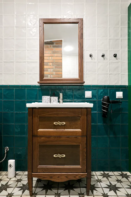 Большой коттедж с 5 спальнями, камином и террасой, Ромашка