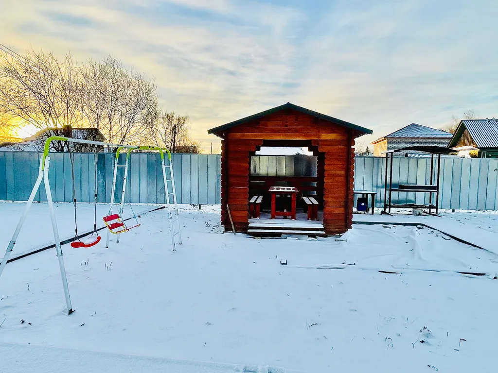 Домик у озера Плещеево