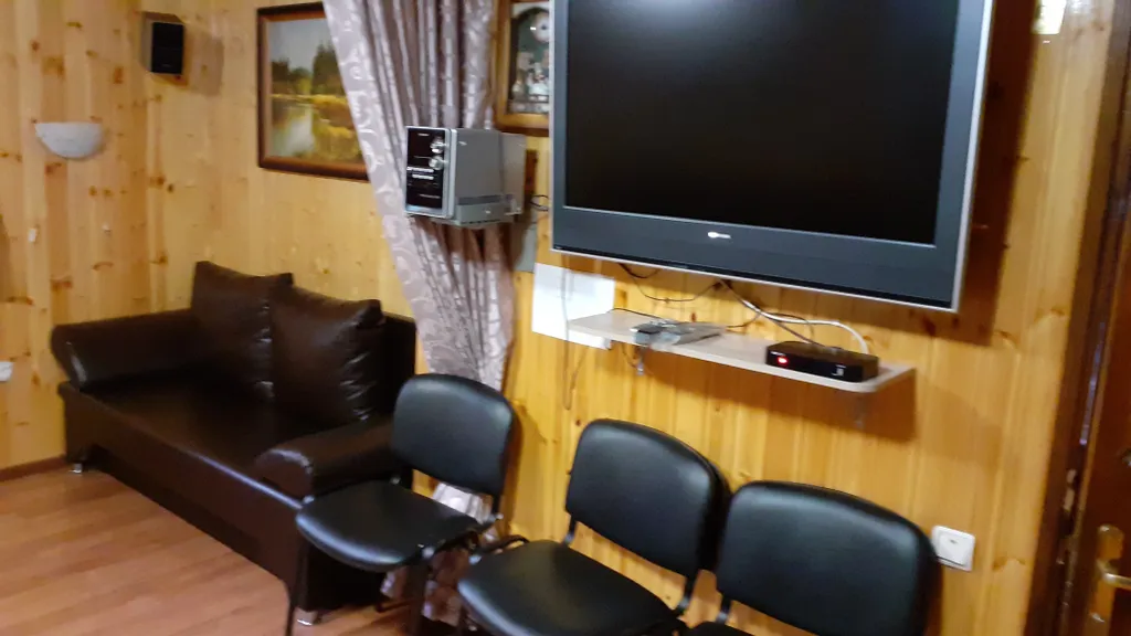 Дом с русской баней на берегу озера Селигер