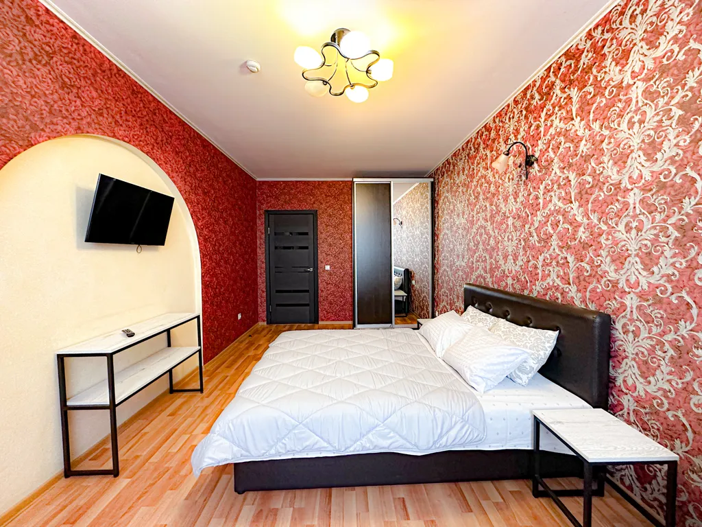 Квартира Квартира у метро Уралмаш — Екатеринбург