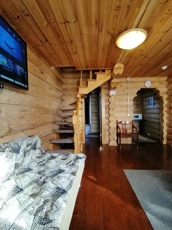 Дом с видом на озеро