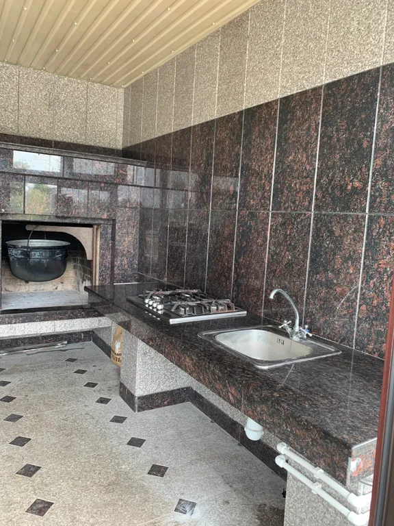 Загородный дом с бассейном