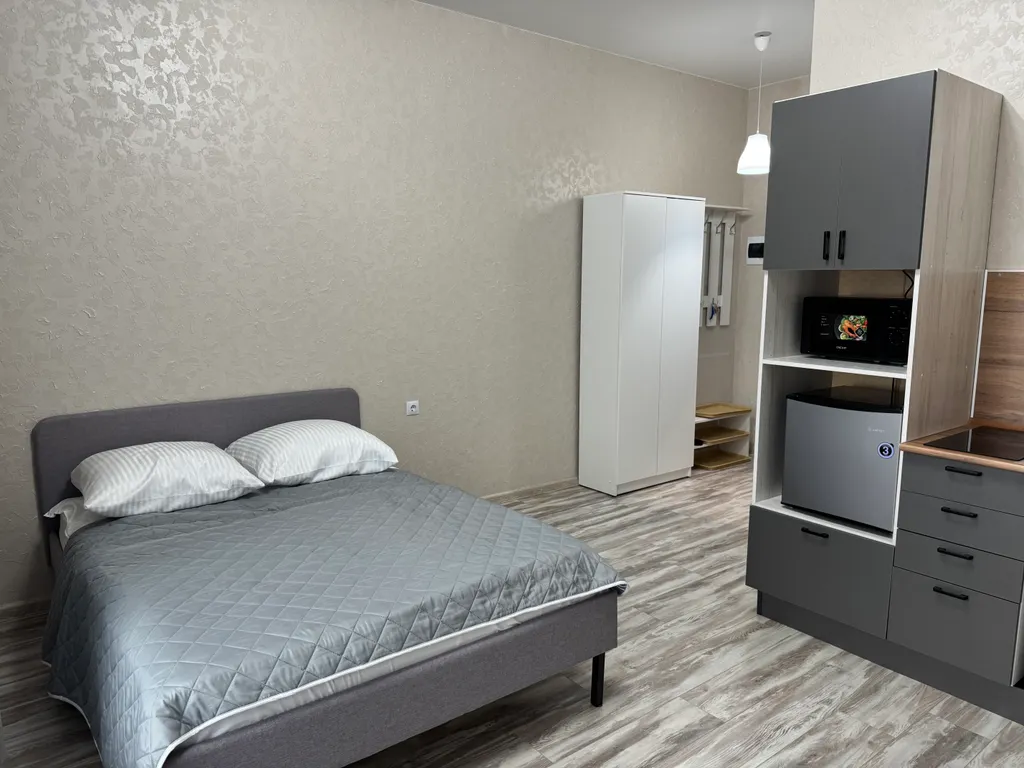 Новая укомплектованная квартира в центре города