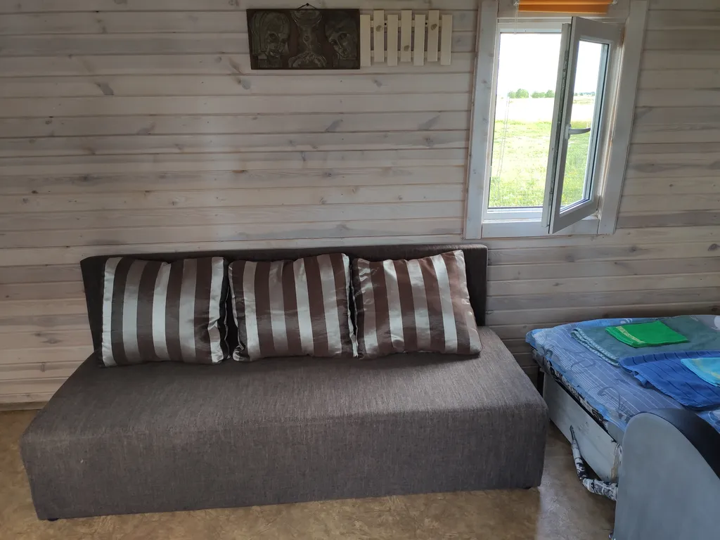 Домик с терассой на берегу Ильменского озера