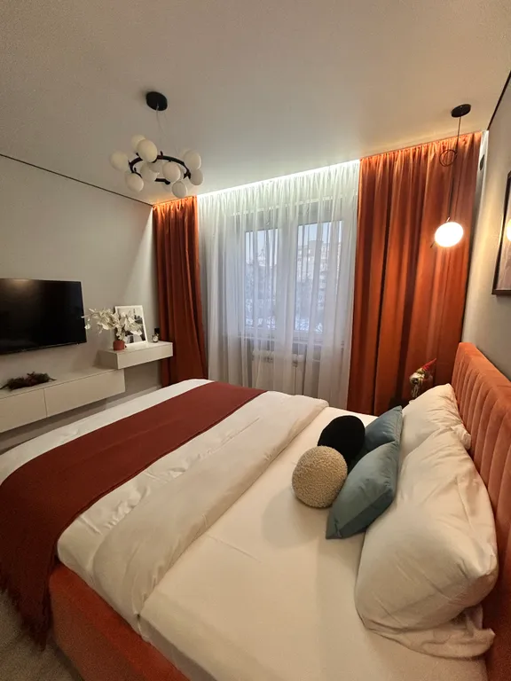 2 комнатная квартира с дизайнерским ремонтом