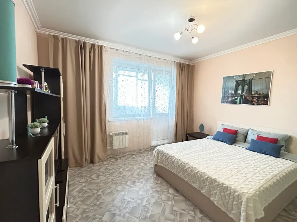 Евро двушка возле леса