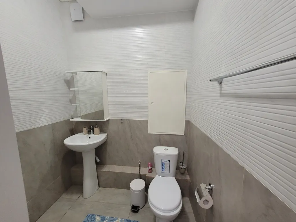 Трешка с видом на залив