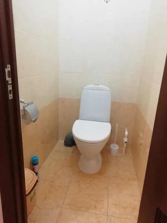 Домик с видом на сад