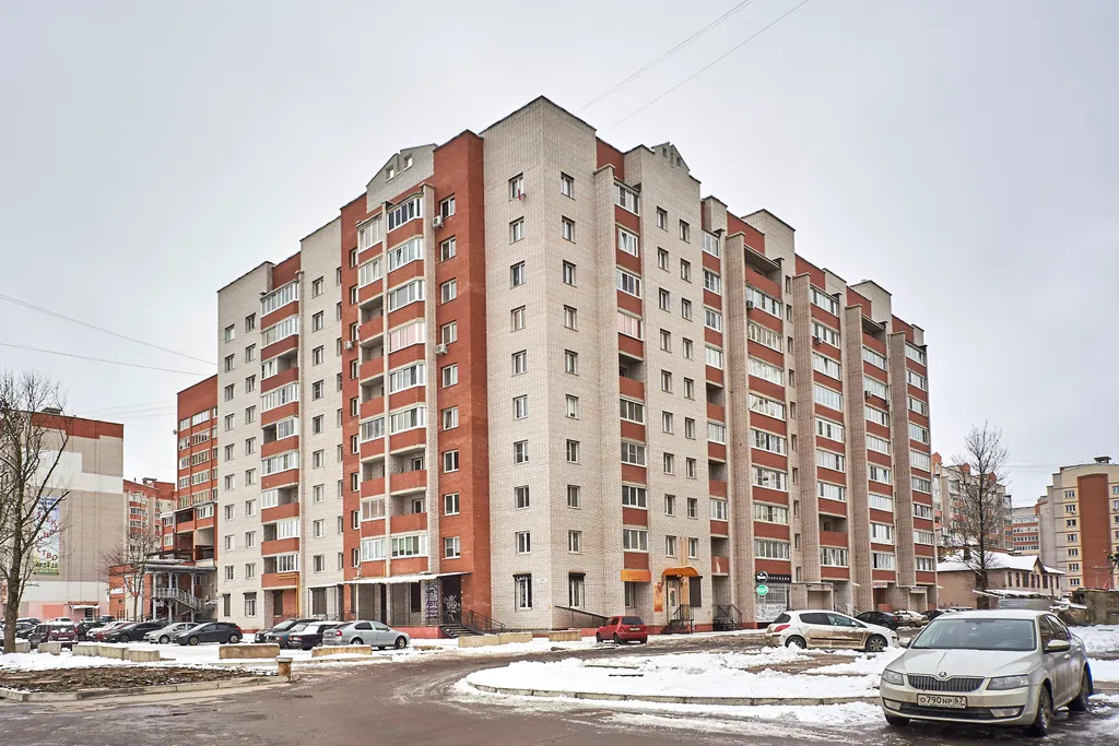 Новые апартаменты рядом с Дворцом Спорта