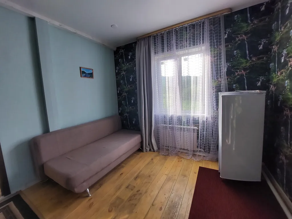 Уютный номер с видом на горы