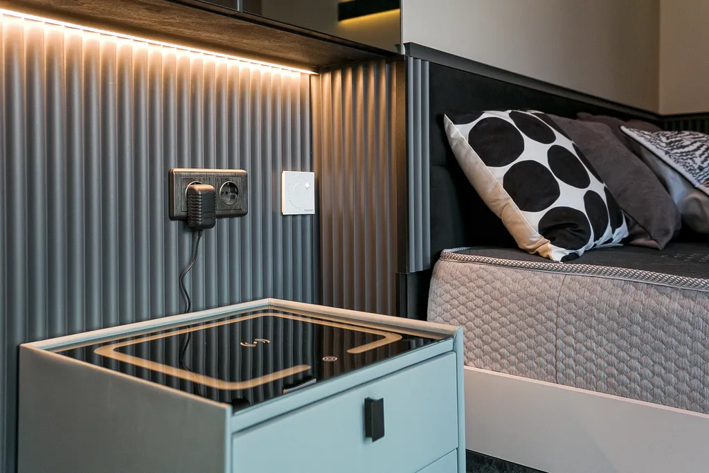 Апартаменты у моря с террасой свой пляж и бассейн в 2 минутах пешком