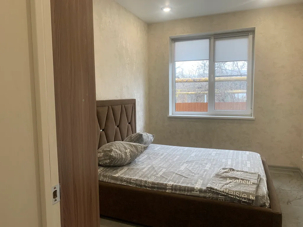 Уютный новый отдельный дом в центре