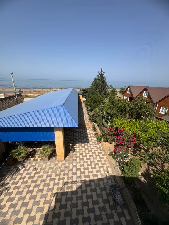 Уютный дом для отдыха на берегу