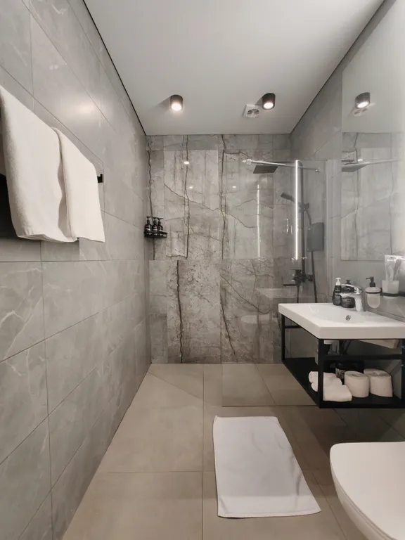 4-комнатная Квартира