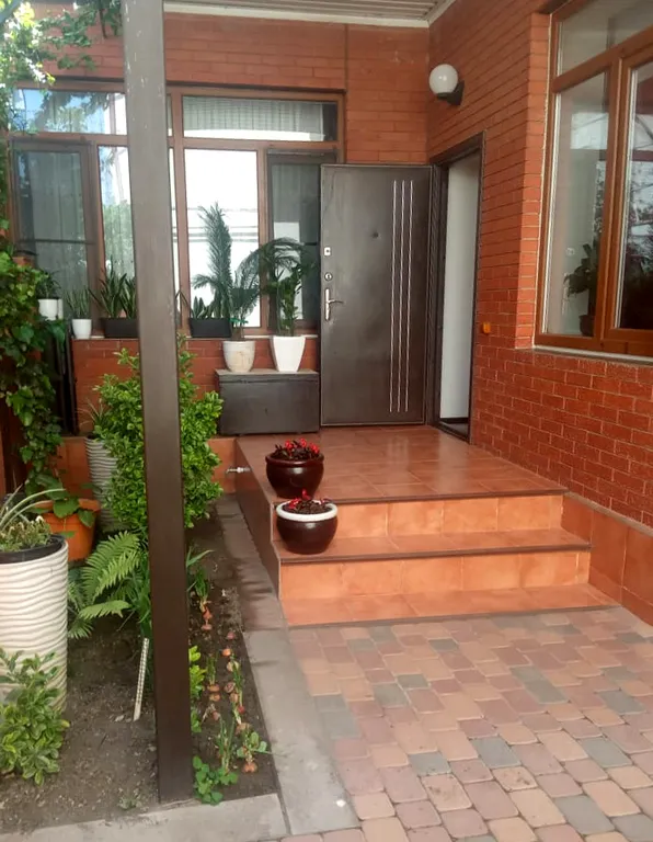 Уютный номер в пяти минутах ходьбы до моря