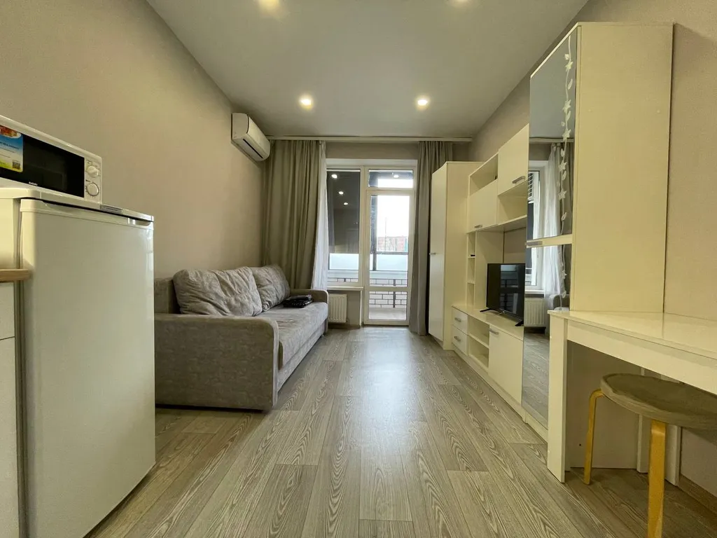 Уютная, светлая студия