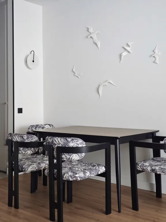 Скалистый берег с панорамным видом на море