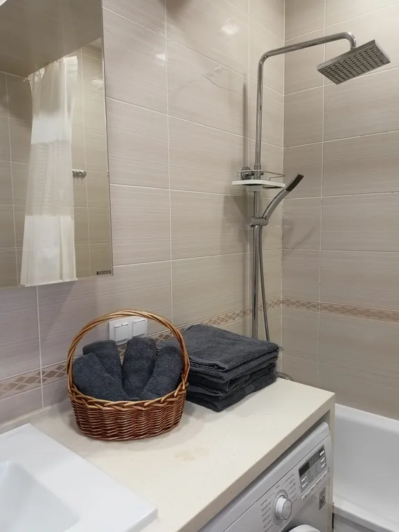 Полноценная светлая 2-комнатная квартира в центре города