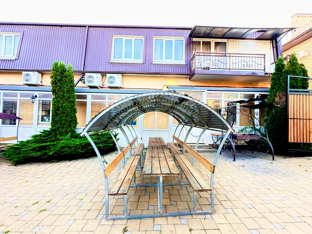 Сруб с баней на дровах