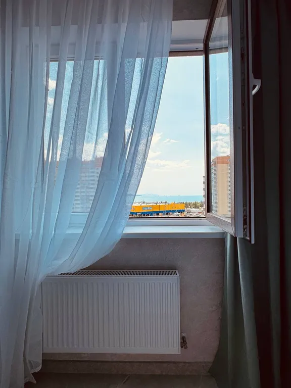 Двухкомнатная квартира с видом на море и горы