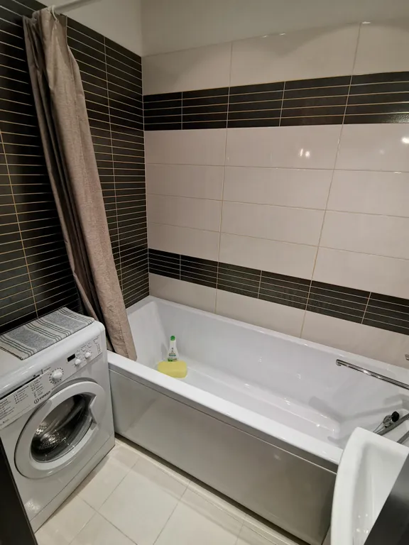 Квартира Квартира Центр. 30м до метро. 2 комнаты. До 8ми гостей. Тихая, уютная сталинка — Минск