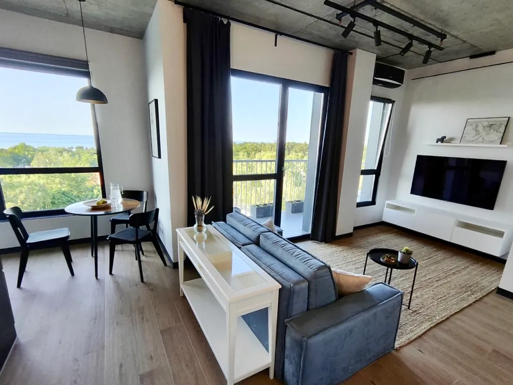 Квартира Стильные апартаменты с панорамным видом на море — Светлогорск