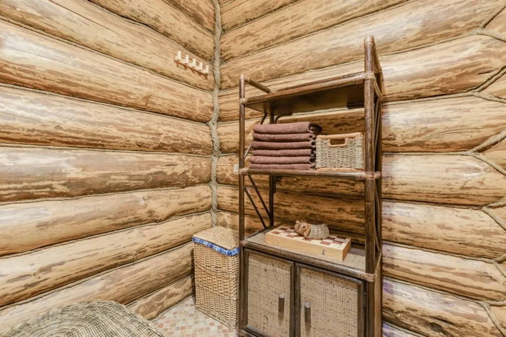 Коттедж Коттедж Лесная Усадьба — Луга